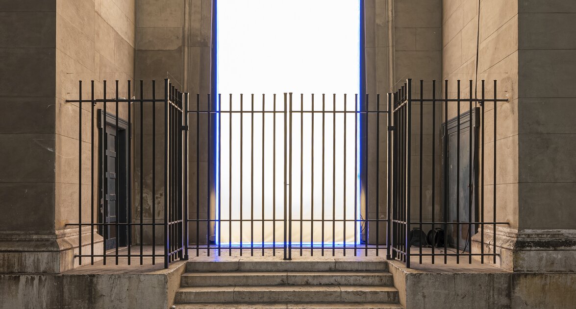 Kunstinstallasjon i Propylaeum på Kunstareal Munich