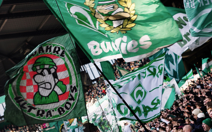 LEDVANCE Delivers an Unforgettable Bundesliga Moment for Children at Bremen's Weser Stadium